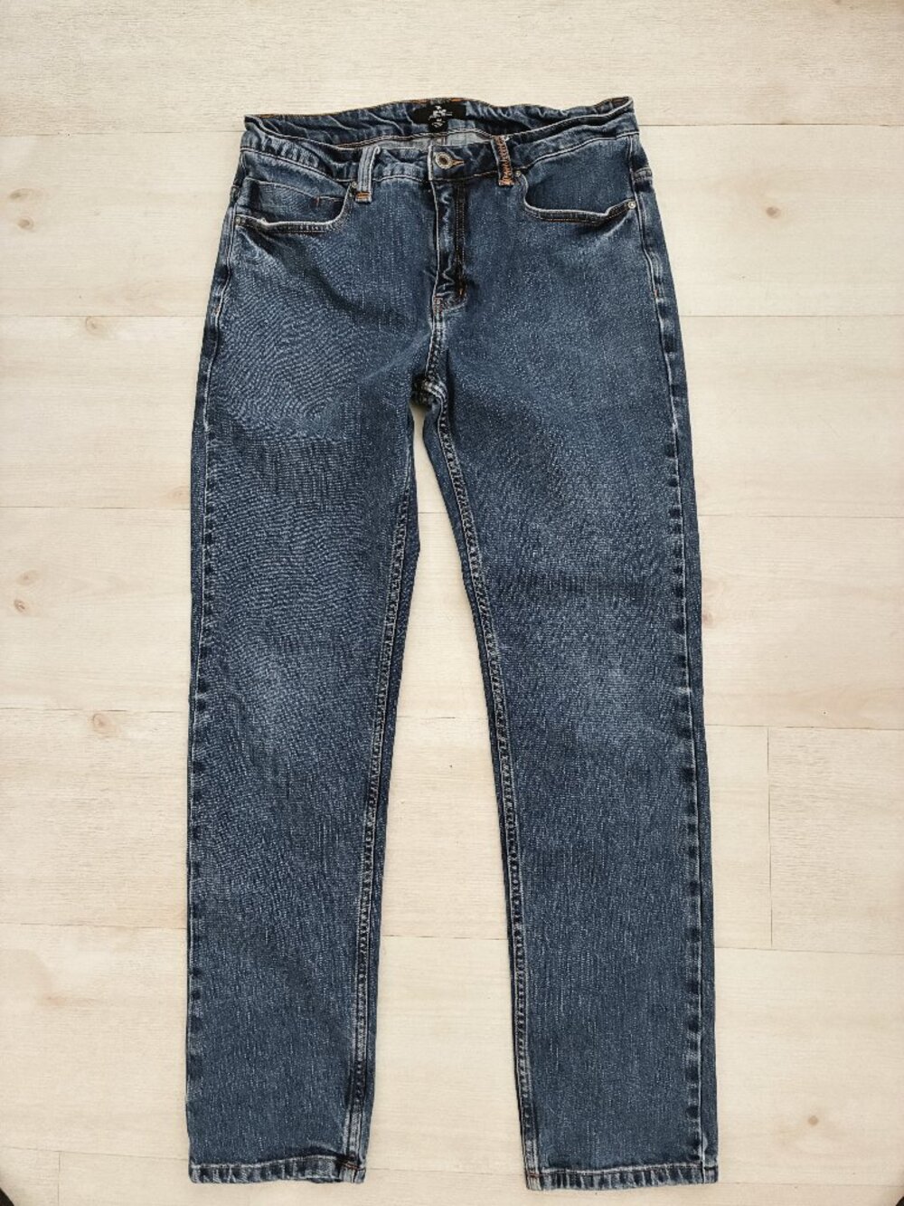 Rip Curl Men's Straight Fit Denim Jeans Size 32 Mid Wash Blue Vintage Style